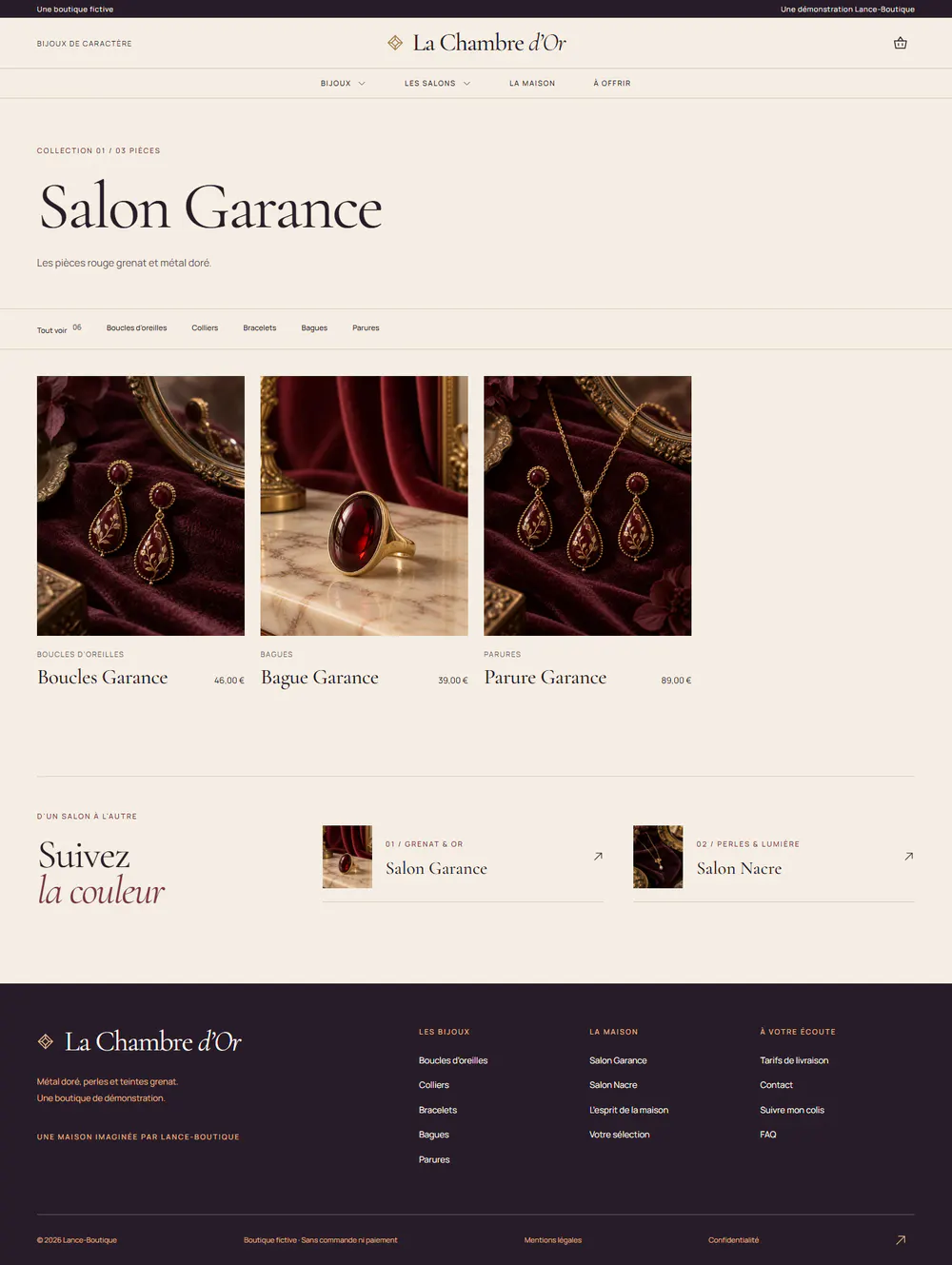 La Chambre d'Or : Salon Garance : les pièces rouge grenat et métal doré réunies en une sélection sur ordinateur